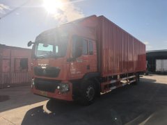 SINOTRUK HOWO Light Duty Truck TX7 240 hp 4X2 9.6 m - фото 1