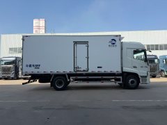SINOTRUK HOWO Light Duty Truck Commander 170 hp 4X2 4.08 m - photo 3