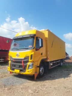 Dongfeng Liuzhou Chenglong H5 220 hp 4X2 7.8 m - фото 1
