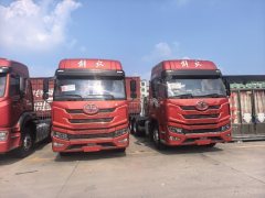 FAW Jiefang JH5 480 hp 6X4 - photo 2
