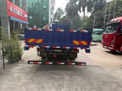 Dongfeng Liuzhou Chenglong M3V 240 hp 4X2 6.8 m - ფოტო 4