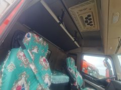 Sinotruk HOWO Max 330 hp 4X2 9.6 m - фото 6