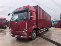 Dongfeng Liuzhou Chenglong H5V 290 hp 4X2 9.7 m - ფოტო 1