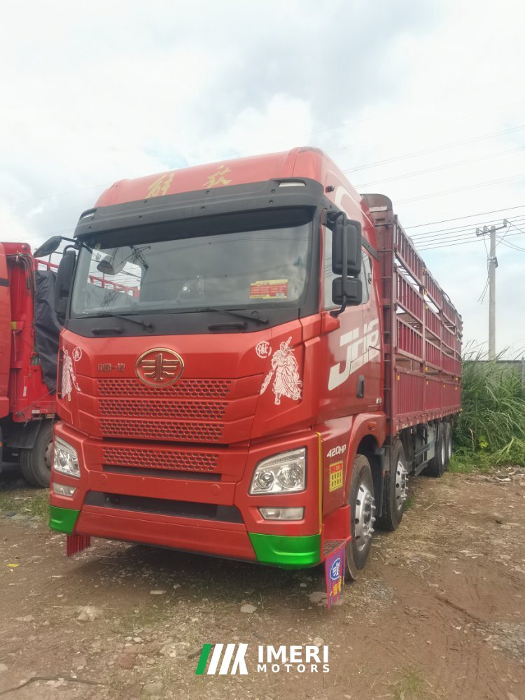 2019 FAW Jiefang JH6 420 hp 8X4 9.6 m