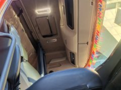 FAW Jiefang J6V 560 hp 6X4 - ფოტო 7