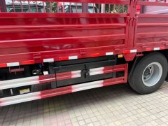 Dongfeng Liuzhou Chenglong M3V 240 hp 4X2 5.2 m - ფოტო 9