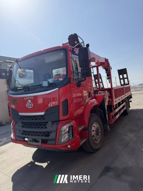 2024 Dongfeng Liuzhou Chenglong M3 200 hp 4X2 5.4 m
