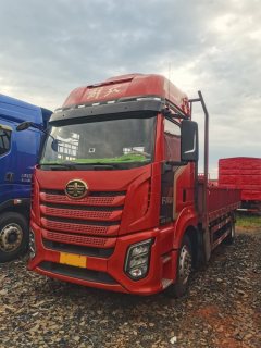 FAW Jiefang J6G 320 hp 4X2 6.75 m - ფოტო 1