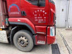 Dongfeng Liuzhou Chenglong H5 245 hp 6X2 9.7 m - ფოტო 4