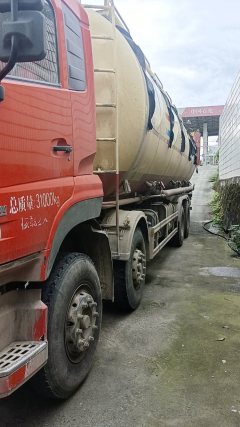 Dongfeng Tianlong 420 hp 8X4 9.8 m - photo 3