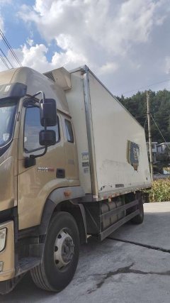 Foton Ollin Hornet 230 hp 4X2 7 m - фото 2