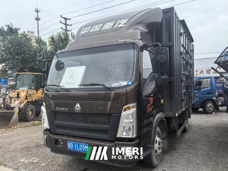 SINOTRUK HOWO Light Duty Truck Commander 148 hp 4X2 4.15 m - truck from China