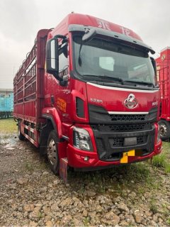 Dongfeng Liuzhou Chenglong H5 290 hp 4X2 6.8 m - ფოტო 2