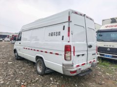 Iveco Daily 122 hp 4X2 3.36 m - ფოტო 5