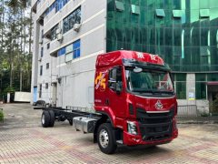 Dongfeng Liuzhou Chenglong H5 290 hp 4X2 9.7 m - ფოტო 11