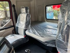 Dongfeng Liuzhou Chenglong H5 290 hp 4X2 9.7 m - ფოტო 7