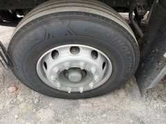 Sinotruk HOWO Max 290 hp 4X2 6.75 m - ფოტო 9