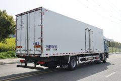 Sinotruk HOWO TX7 350 hp 6X2 9.45 m - photo 6