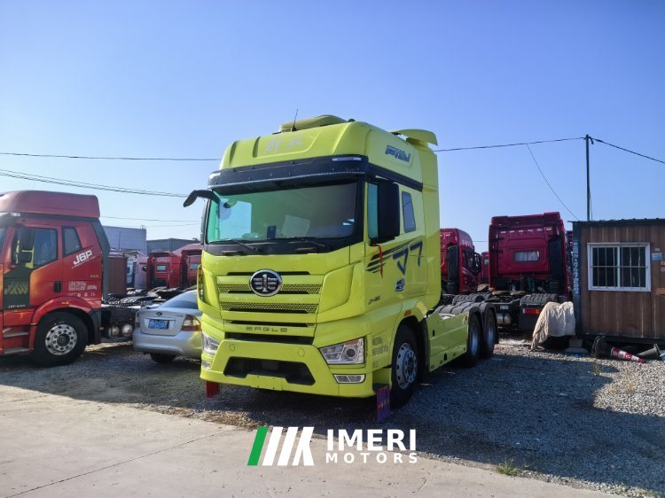 FAW Jiefang J7 660 hp 6X4 - truck from China