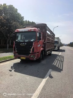 JAC Gallop GAC Higer K5 220 hp 4X2 6.77 m - ფოტო 1