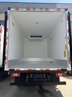 Foton Aumark S1 185 hp 4X2 4.08 m - фото 2