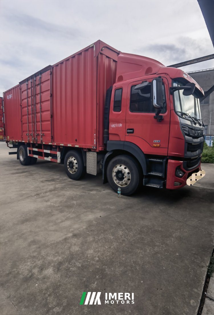 JAC Gallop A5 270 hp 6X2 7.8 m - truck from China