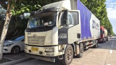 FAW Jiefang J6P 320 hp 6X2 9.65 m - ფოტო 1