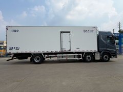 Foton Auman GTL 400 hp 6X2 9.4 m - ფოტო 6