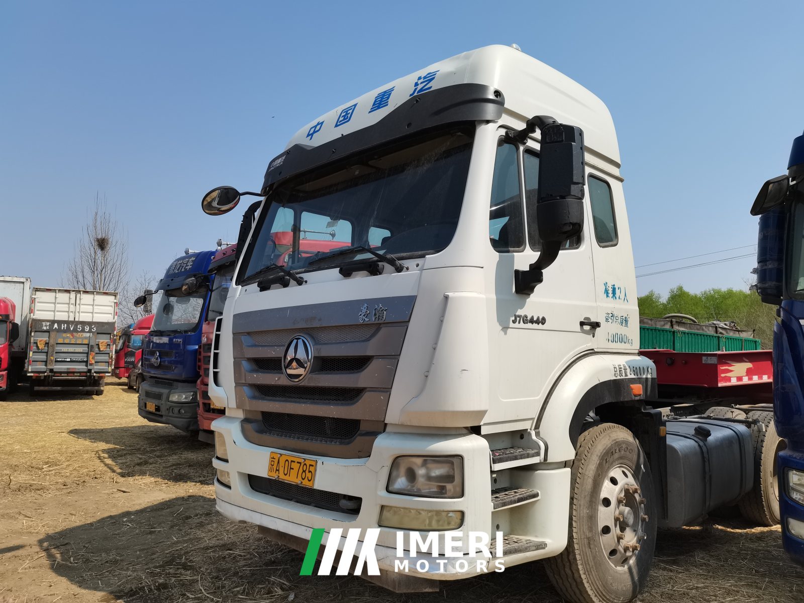 2018 Sinotruk Hohan J7B 400 hp 6X4