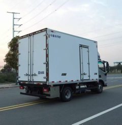 Foton Ollin Express 210 hp 4X2 4.08 m - ფოტო 9