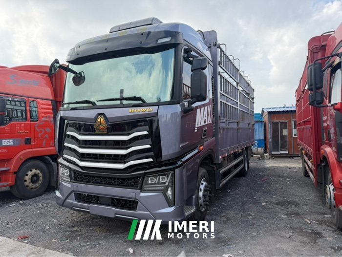 2025 Sinotruk HOWO Max 330 hp 4X2 6.75 m