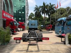 Dongfeng Liuzhou Chenglong H5V 350 hp 4X2 9.7 m - ფოტო 7