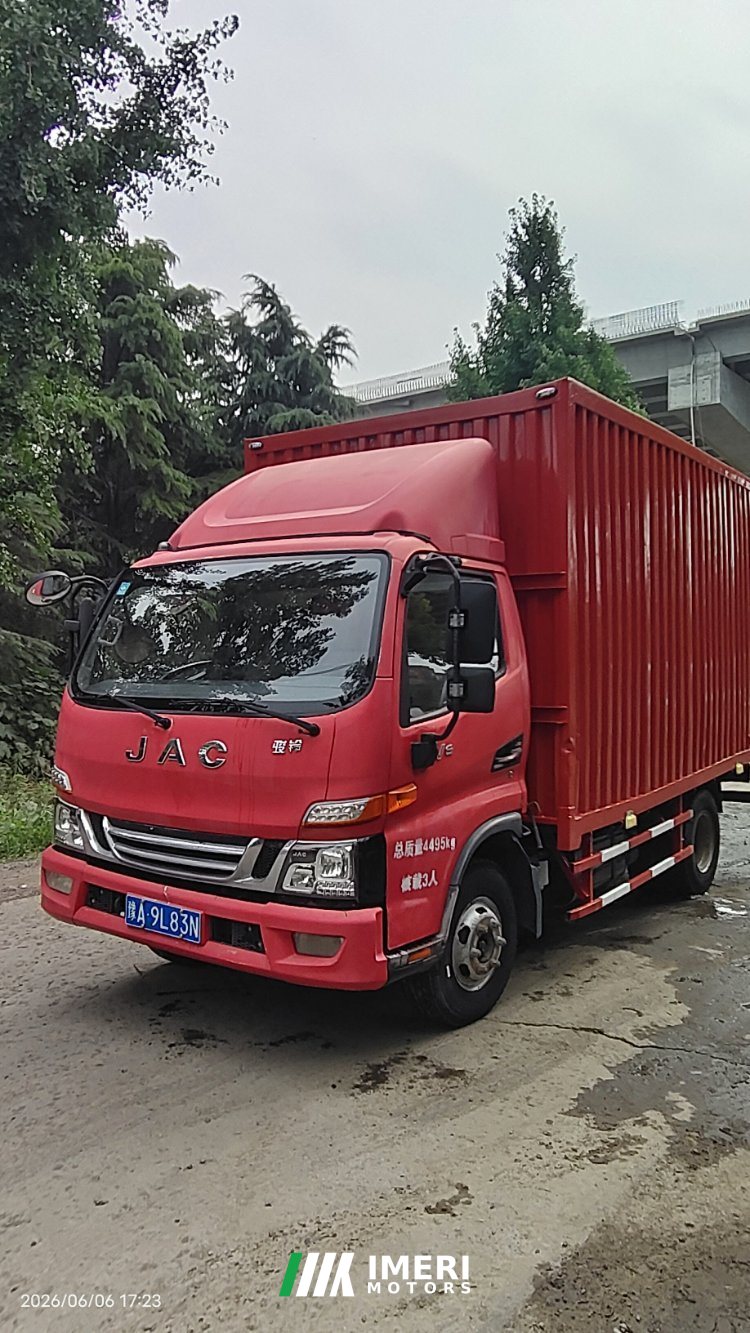 JAC Junling Shunling V6 156 hp 4X2 3.82 m - truck from China