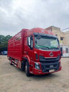 Dongfeng Liuzhou Chenglong H5 270 hp 4X2 6.8 m - photo 3