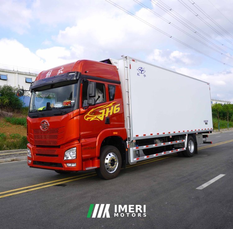 FAW Jiefang JH6 380 hp 4X2 7.8 m - грузовик из Китая