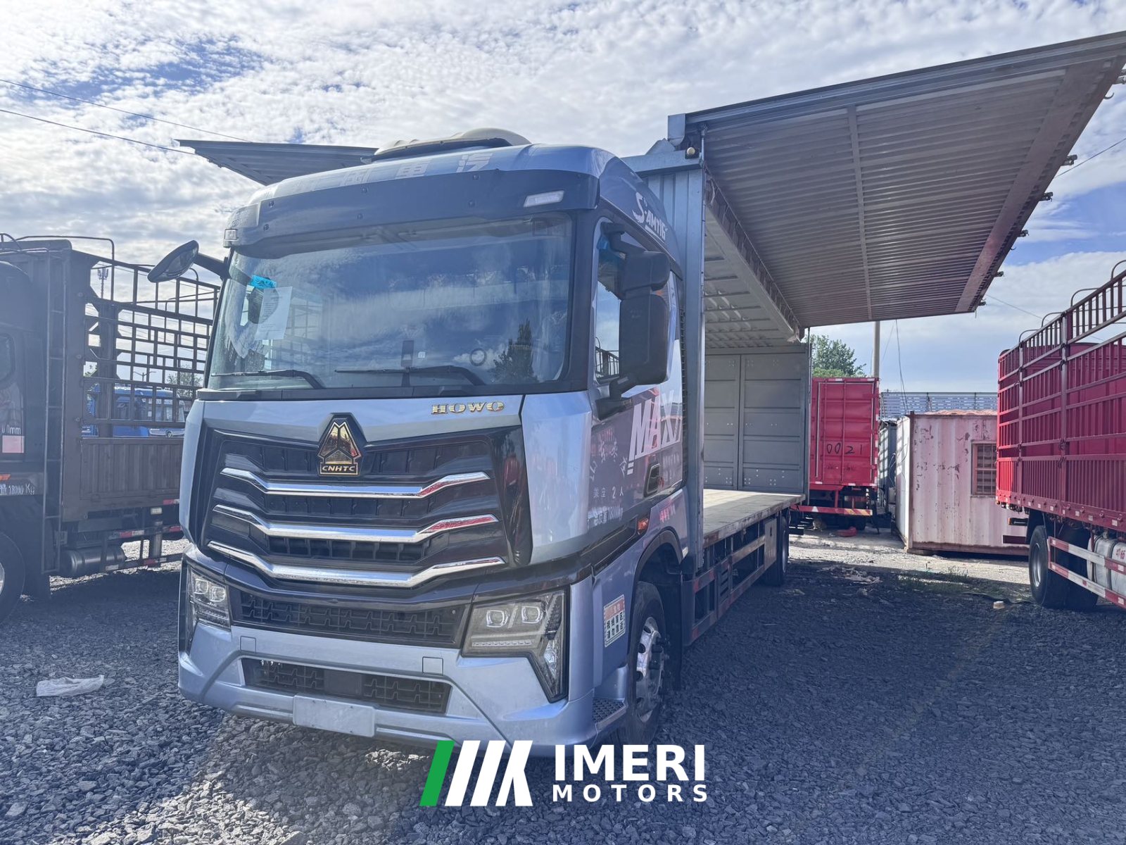 2025 Sinotruk HOWO Max 350 hp 6X2 9.6 m