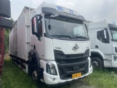 Dongfeng Liuzhou Chenglong H5 240 hp 4X2 9.7 m - ფოტო 2