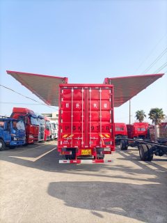 Foton Auman 240 hp 4X2 9.8 m - фото 4