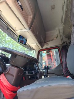 Dongfeng Liuzhou Chenglong H5 240 hp 4X2 6.8 m - ფოტო 3