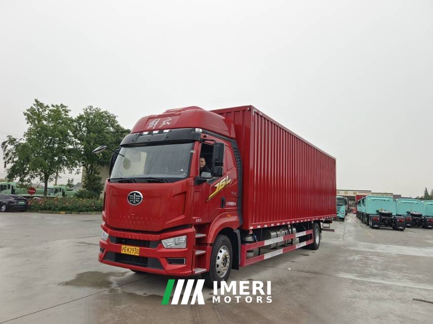 2026 FAW Jiefang J6L 260 hp 4X2 9.7 m