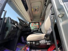 Sinotruk Sitrak C9H 680 hp 6X4 - photo 7