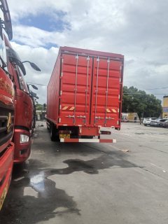 Sinotruk HOWO TX7 290 hp 6X2 9.6 m - ფოტო 4