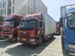 FAW Jiefang J6L 180 hp 4X2 7.7 m - фото 1