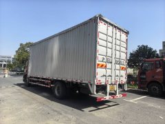 FAW Jiefang J6L 180 hp 4X2 7.7 m - фото 3