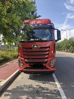 FAW Jiefang J6G 360 hp 6X2 9.7 m - фото 3
