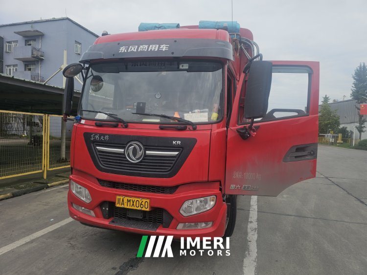 Dongfeng Tianjin KR 240 hp 4X2 6.8 m - грузовик из Китая