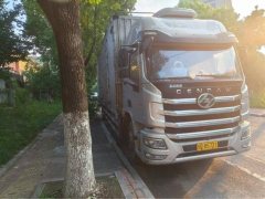 SAIC Hongyan 245 hp 4X2 9.6 m - photo 3