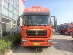 Sinotruk Sitrak G5S 330 hp 4X2 9.6 m - photo 4