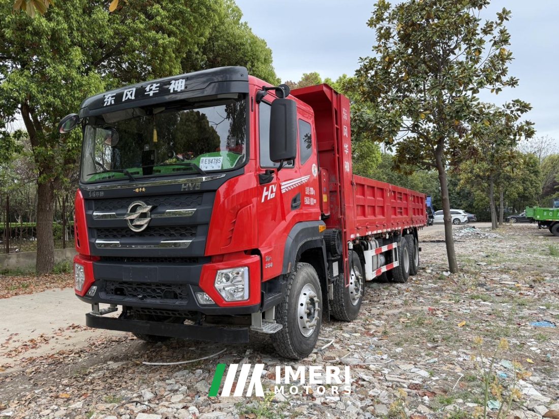 Dongfeng Huashen DV5 300 hp 8X4 7.4 m - truck from China