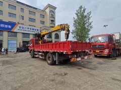 Dongfeng 200 hp 6X2 5.6 m - фото 5